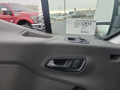 New 2026 Ford Transit 250 148 Medium Roof image 18