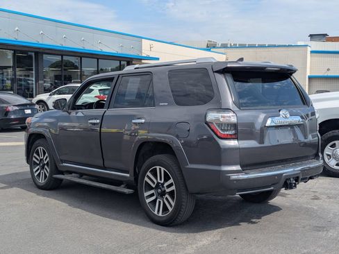 Used 2023 Toyota 4Runner Limited AWD/4WD image 7