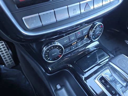 Used 2016 Mercedes-Benz G 63 AMG 4MATIC image 23