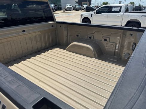 Used 2022 Chevrolet Silverado 1500 Custom Trail Boss w/ LPO, Dark Essentials Package AWD/4WD image 6