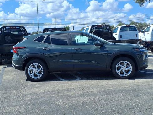 New 2026 Chevrolet Trax LS w/ LS Convenience Package image 3