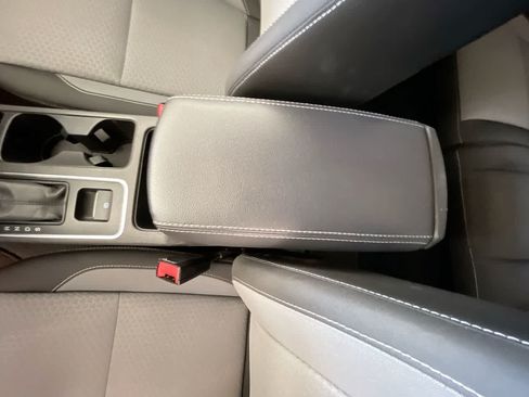 Used 2019 Ford Escape SE AWD/4WD image 21