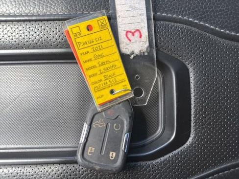 Used 2021 GMC Sierra 2500 Denali w/ Denali Ultimate Package image 9