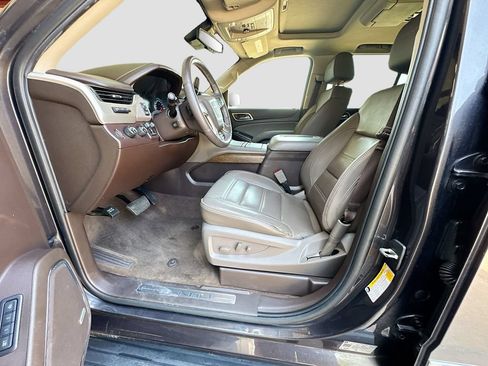 Used 2018 GMC Yukon Denali w/ Open Road Package AWD/4WD image 24