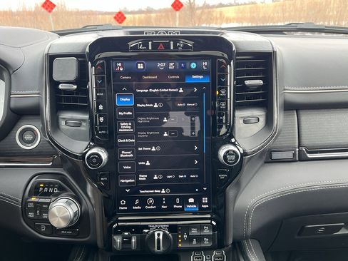 Used 2024 RAM 1500 Limited image 31