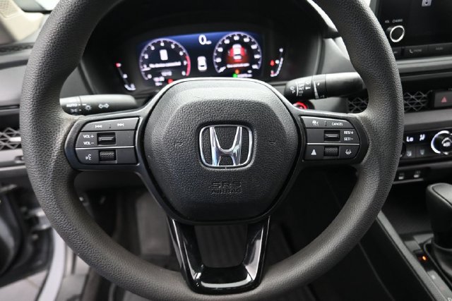 Used 2025 Honda Accord SE image 14