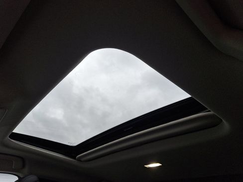 Certified 2025 MAZDA CX-30 AWD 2.5 S w/ Premium Package image 14