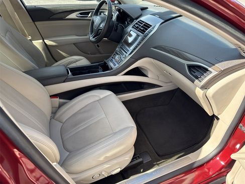 Used 2019 Lincoln MKZ Reserve image 35