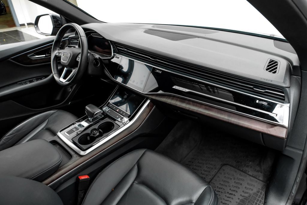 Used 2019 Audi Q8 Premium Plus AWD/4WD image 13