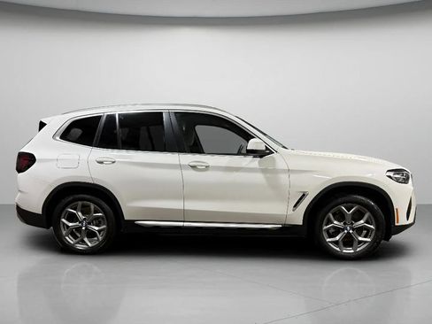 Used 2024 BMW X3 xDrive30i AWD/4WD image 3