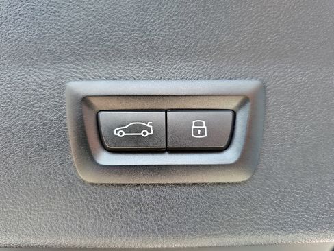 Used 2023 BMW X4 xDrive30i w/ M Sport Package image 13