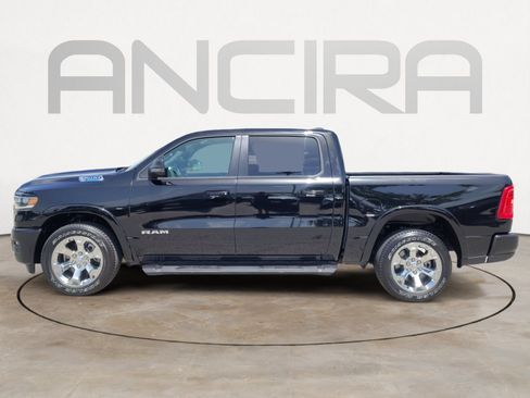 Used 2025 RAM 1500 Lone Star RWD image 7