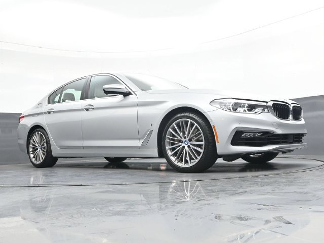 Used 2018 BMW 530e RWD image 30