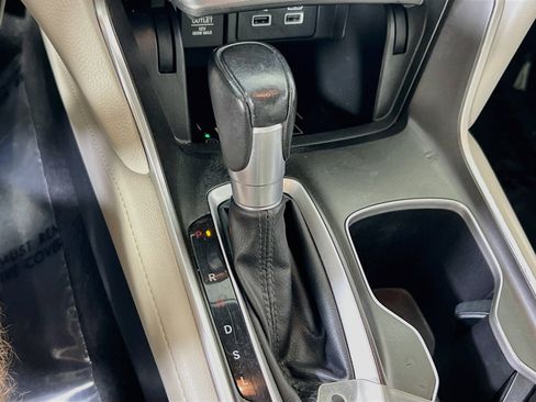 Used 2021 Honda Accord EX-L image 16