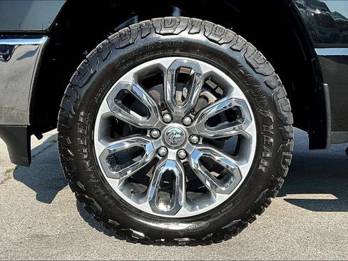 Used 2019 RAM 1500 Big Horn AWD/4WD image 8