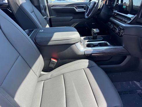 New 2026 Chevrolet Silverado 1500 LTZ w/ LTZ Premium Package image 7