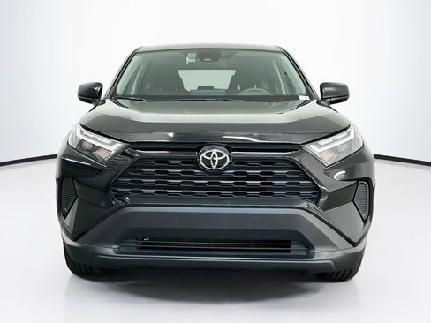 Used 2025 Toyota RAV4 LE AWD/4WD image 2