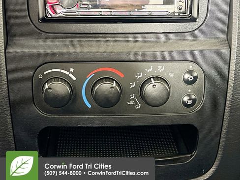 Used 2005 Dodge Ram 1500 Truck SLT image 8