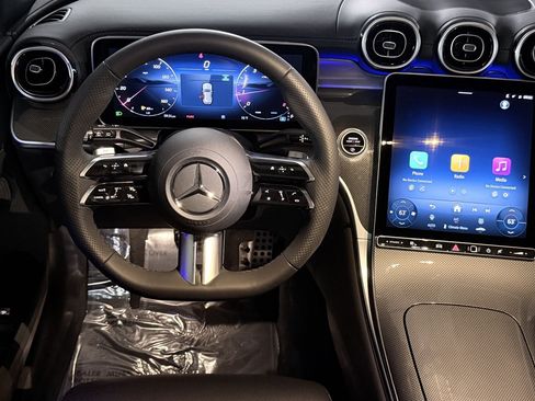 New 2026 Mercedes-Benz GLC 300 image 13