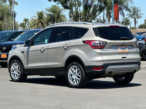 Used 2017 Ford Escape Titanium FWD image 5