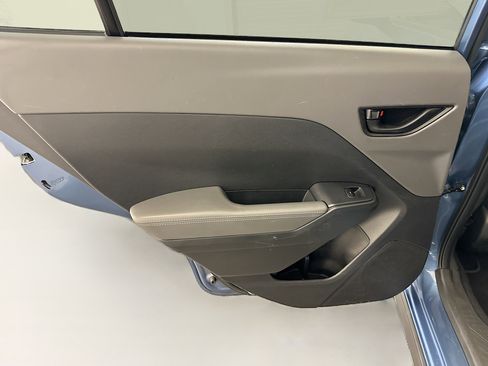 Used 2024 Subaru Crosstrek 2.0i Premium image 27