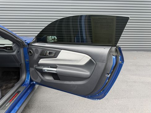 Used 2024 Ford Mustang GT RWD image 18