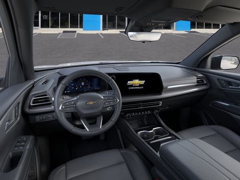 New 2026 Chevrolet Traverse LT w/ Driver Confidence Package image 15