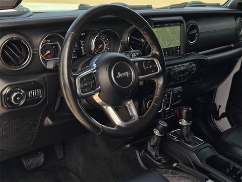 Used 2021 Jeep Wrangler Unlimited Sahara image 30