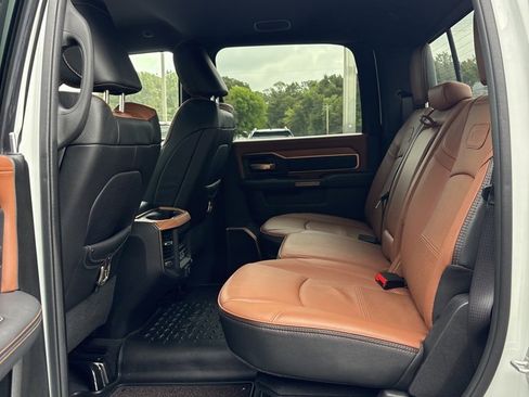 Used 2024 RAM 2500 Limited image 25