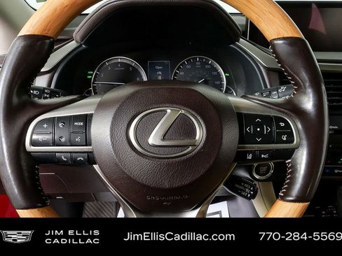 Used 2019 Lexus RX 350L FWD image 9