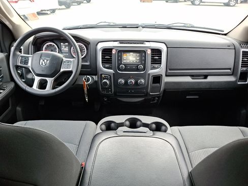 Used 2024 RAM 1500 Classic SLT image 15