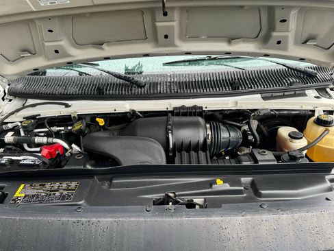 Used 2013 Ford E-250 and Econoline 250 image 35