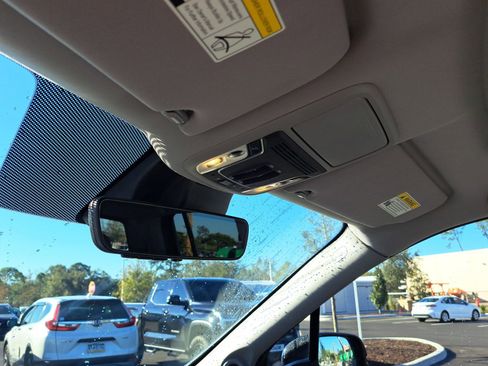 Used 2023 Honda Ridgeline RTL-E image 17