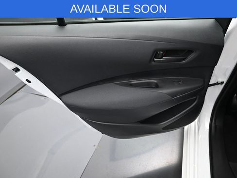 Used 2025 Toyota Corolla LE FWD image 26