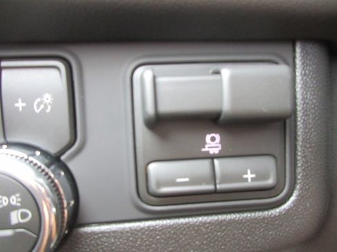 New 2026 GMC Yukon Elevation w/ Elevation Premium Package AWD/4WD image 20