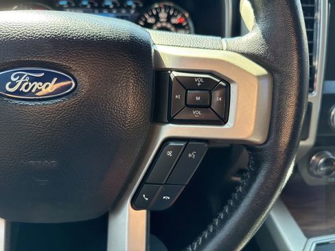 Used 2020 Ford F150 Lariat w/ Equipment Group 502A Luxury image 24