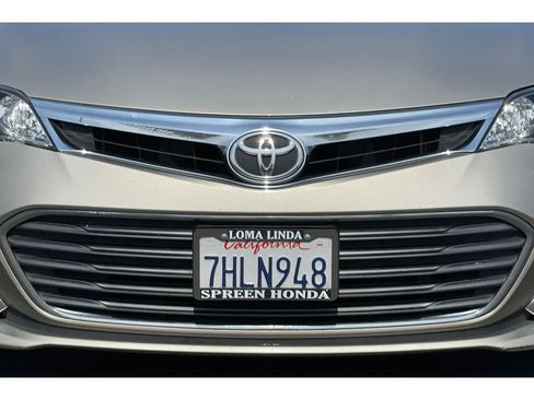 Used 2014 Toyota Avalon Limited image 13