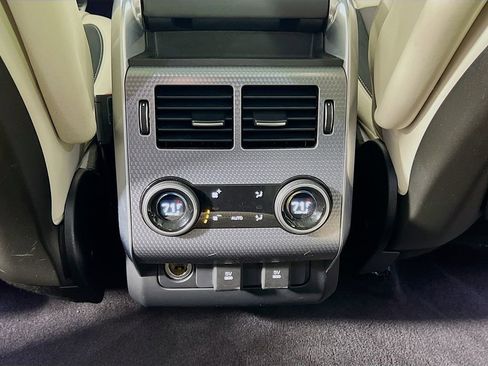 Used 2020 Land Rover Range Rover Sport HST image 27