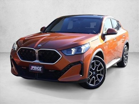 Certified 2025 BMW X2 xDrive28i w/ Convenience Package AWD/4WD image 1