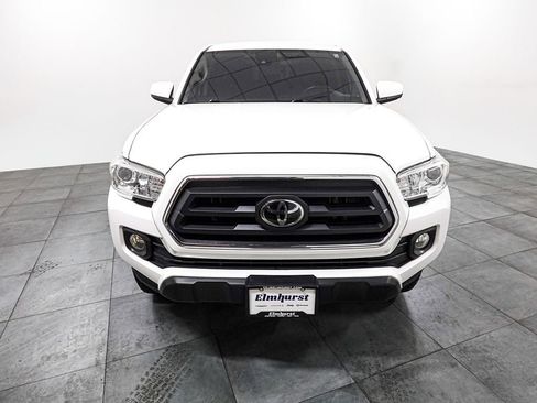 Used 2020 Toyota Tacoma SR5 RWD image 3