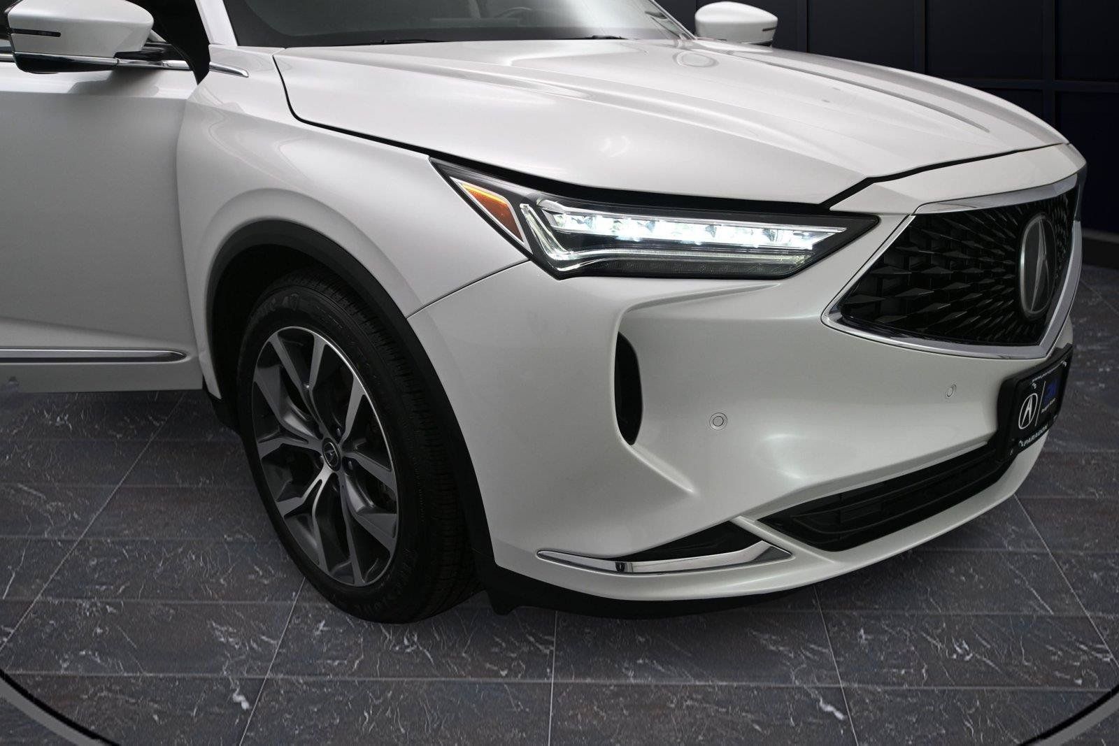 Certified 2024 Acura MDX w/ Technology Package AWD/4WD image 15