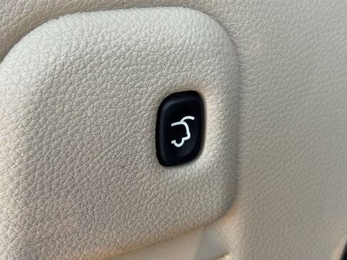 Used 2020 Jeep Grand Cherokee Limited image 17