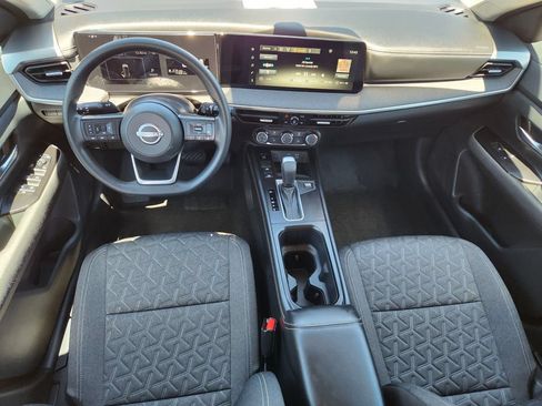 Certified 2025 Nissan Kicks SV AWD/4WD image 21