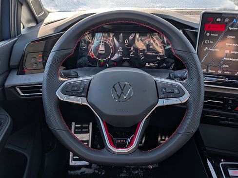 New 2026 Volkswagen GTI SE FWD image 10