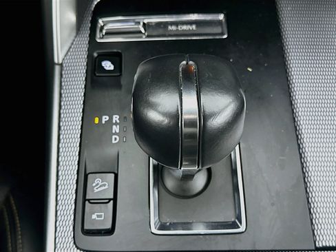 Used 2024 MAZDA CX-90 Plug-In Hybrid w/ Premium Plus AWD/4WD image 25