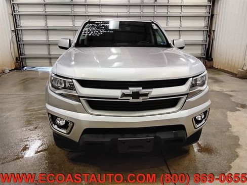 Used 2019 Chevrolet Colorado LT w/ LT Convenience Package AWD/4WD image 7