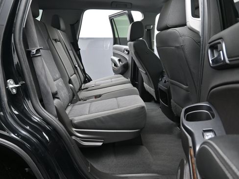 Used 2019 Chevrolet Tahoe LS w/ Enhanced Driver Alert Package image 27