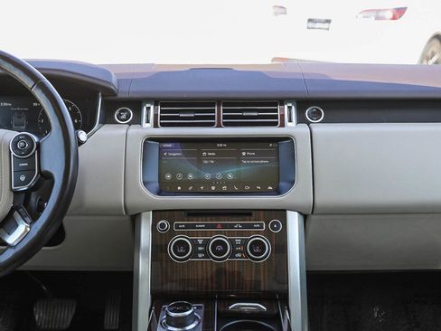 Used 2017 Land Rover Range Rover HSE AWD/4WD image 13