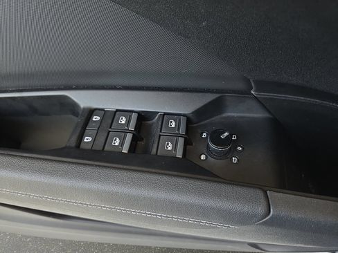 Used 2023 Audi Q4 e-tron Premium Plus AWD/4WD image 29