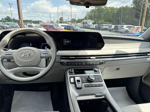 Certified 2025 Hyundai Palisade Calligraphy AWD/4WD image 14